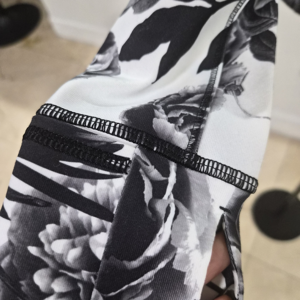 LULULEMON Special Edition Floral Black and White Women's Jacket Size 10 NWOT - Picture 5 of 8